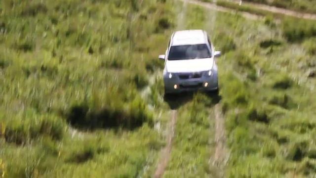 Форь и Ети берут очень крутую горку 09