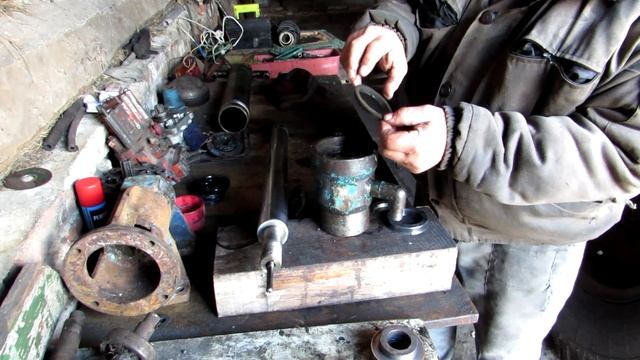 Ремонт гидроцилиндра эксковатора ЮМЗ смотреть онлайн