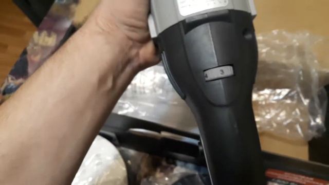 Распаковка — Полировальная машина Интерскол УПМ-180/1300Э смотреть онлайн