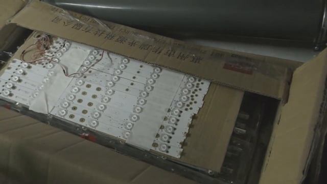 LED телевизор. Ремонт подсветки - не нужно менять светодиоды по одному. смотреть онлайн