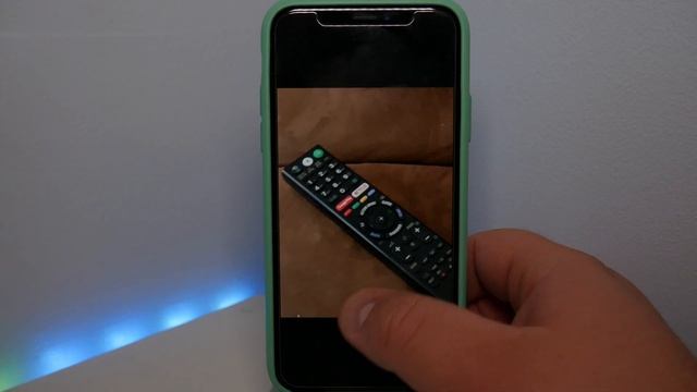 MUST HAVE Night Vision iPhone Camera App! смотреть онлайн