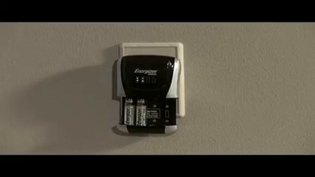 Energizer Recharge Compact Charger смотреть онлайн