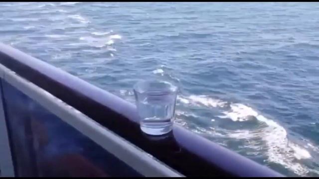 Прогулка на корабле.Видео для тех кто говорит что из укачивает на море смотреть онлайн