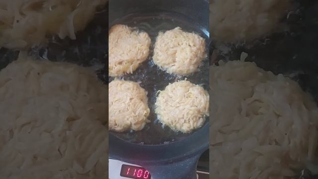 Драники как у бабушки, настоящие, деревенские. смотреть онлайн