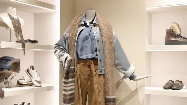 Корнер Brunello Cucinelli // ЦУМ, 3 этаж смотреть онлайн