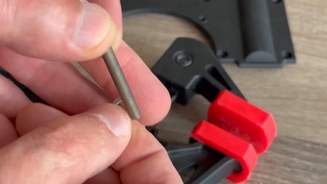 Немногие знают, что обычно случается с этой струбциной после 2-3 зажимов смотреть онлайн