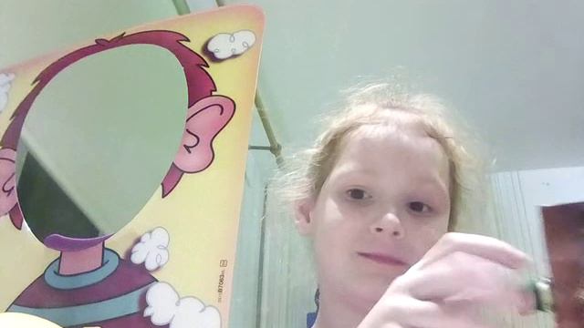 Всё интересно потому что неизвестно смотреть онлайн