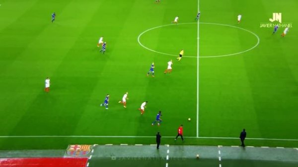 Lionel Messi - Sublime Dribbling Skills & Goals 2017/2018