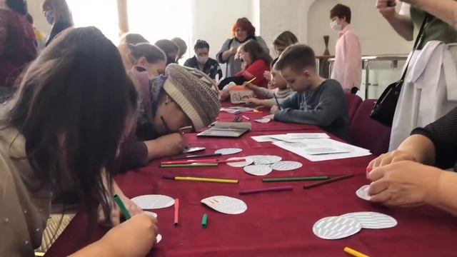 Ostern в Российско-Немецком Доме. Мастер классы, экскурсии и выступление ВИА «Gute Laune» смотреть онлайн