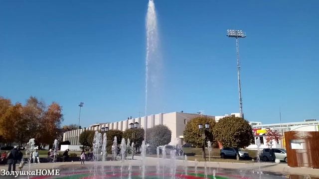 Поймала Радугу в Поющем Фонтане смотреть онлайн