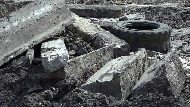 В Кузнецке благоустроят три сквера и дворовую территорию. Апрель 2021 год. смотреть онлайн