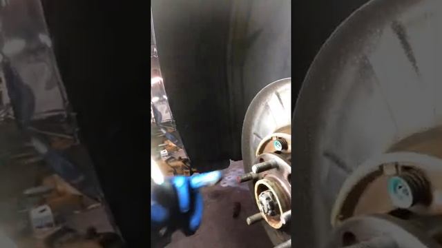Genesis sedan (DH) front and back disc and pads replacement смотреть онлайн