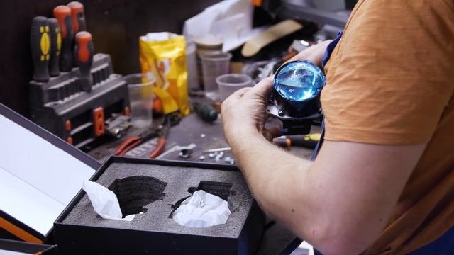 Лазерные линзы в машину из Форсажа смотреть онлайн