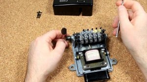 Электроимпульсный счетчик СЭИ-1. Описание конструкции, принцип действия