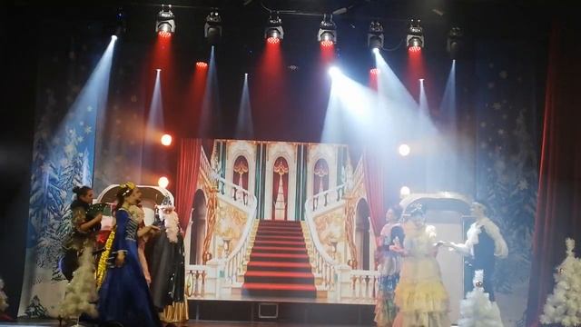 ОмГУПС _Спектакль по пьесе Е.Шварца "Золушка". Студенческий театр "Образ" ОмГУПС. 26 декабря 2022 смотреть онлайн