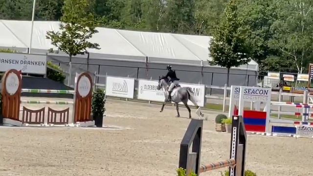 Janneke (cornet) 4/8 смотреть онлайн