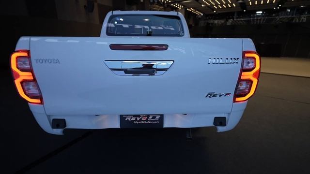 พรีวิว Toyota Hilux REVO-D (MY2022) ตัวเตี้ย เริ่ม 6.29 แสน ได้ช่วงล่าง และล้อ GR คุ้มนะ! | Drive25 смотреть онлайн