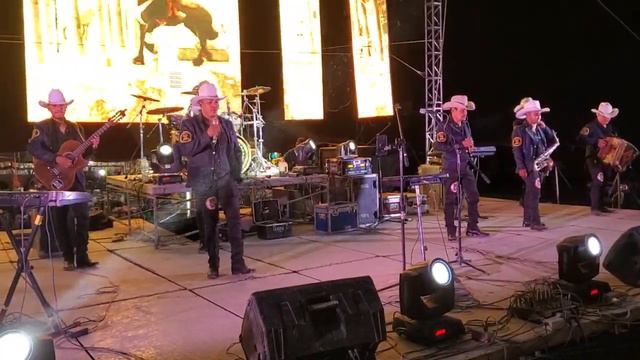 Conjunto bravo de Marcelo vega смотреть онлайн