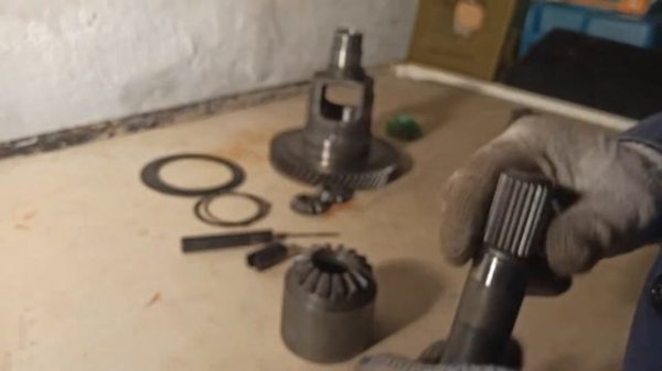 Осмотр и Сборка Дифференциала МКПП JH 3 Рено логан.