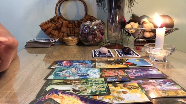 ПОЧЕМУ ОН МОЛЧИТ?! ТАРО.ОБЩИЙ РАСКЛАД. смотреть онлайн