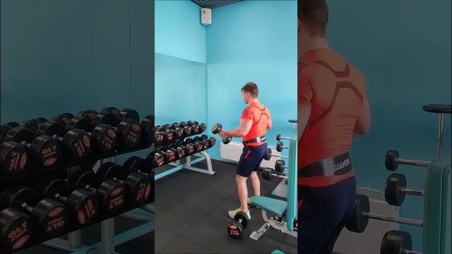 Когда в зал пришла красивая девушка... А ты кроссфитер смотреть онлайн