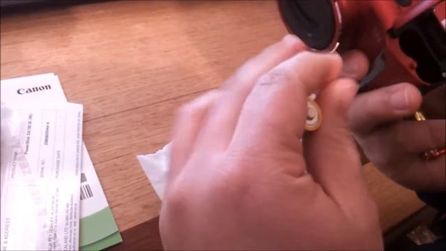 Unboxing: Canon PowerShot SX150IS