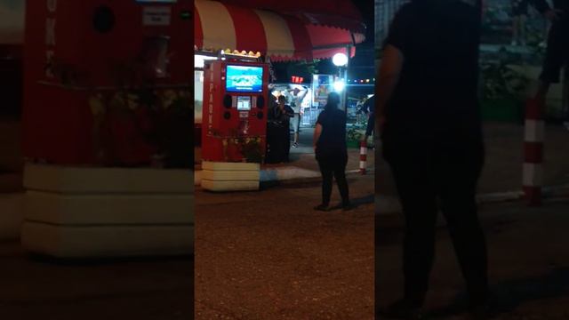 Вечернее караоке в Адлере смотреть онлайн