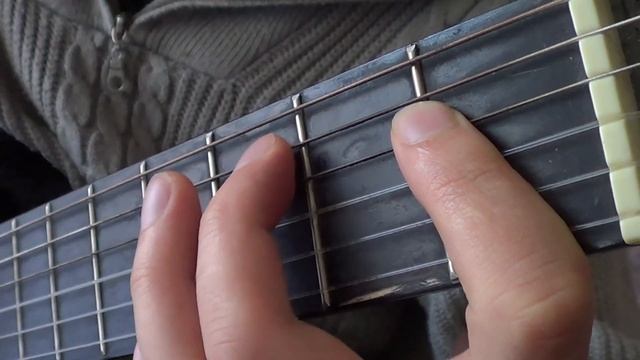 Как поставить аккорд Cm7 второй вариант