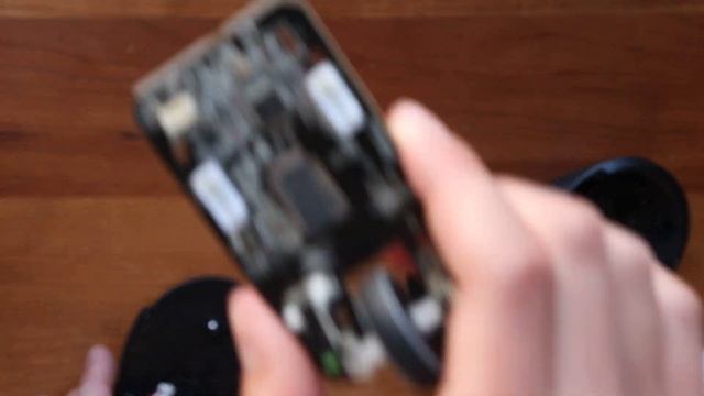 How to Fix a Jittering Scroll Wheel (& Razer Deathadder Elite Dissasembly) смотреть онлайн