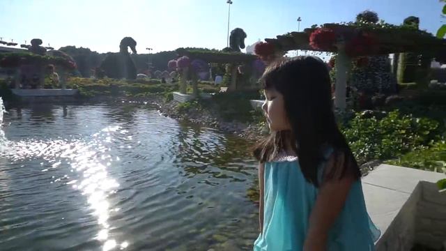 Miracle Garden Dubai | Парк цветов Дубай смотреть онлайн