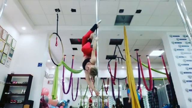 Pole Combo из Флажка в Опасный мост