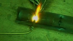 Как правильно и быстро начинающему сваривать трубы ацетиленом.mp4