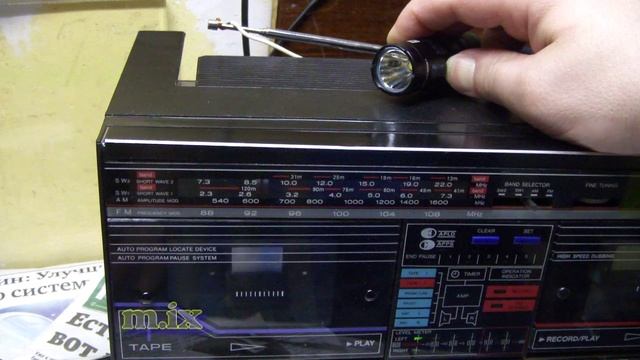 JOHNSON GF-800H Приём СВ ФМ работа фонарика Nitecore EC11 смотреть онлайн