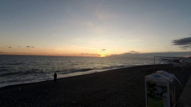 Закат солнца в Адлере с ускорением в 150 раз смотреть онлайн