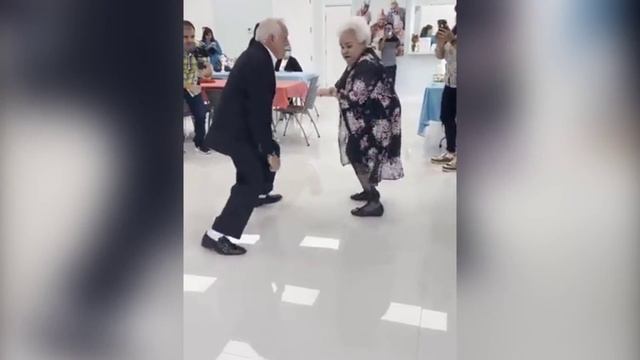 Чувствуют смотреть онлайн