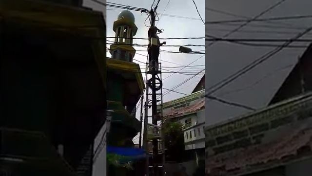 Penarikan Kabel Optik