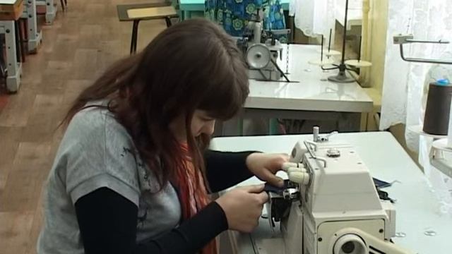 Шестнадцать женщин Кузнецка проходят переобучение в многопрофильном колледже. Март 2013 год. смотреть онлайн