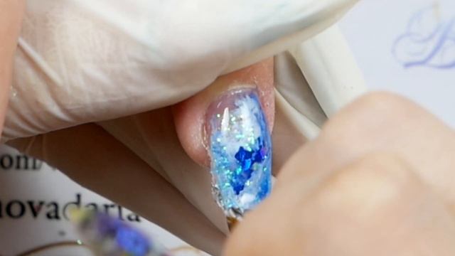 За и против. Форма ногтей зауженый квадрат