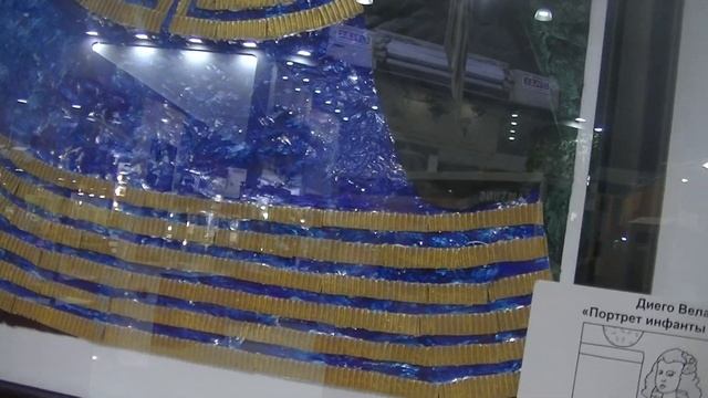 Оформление картин известных художников простыми упаковочными материалами. смотреть онлайн
