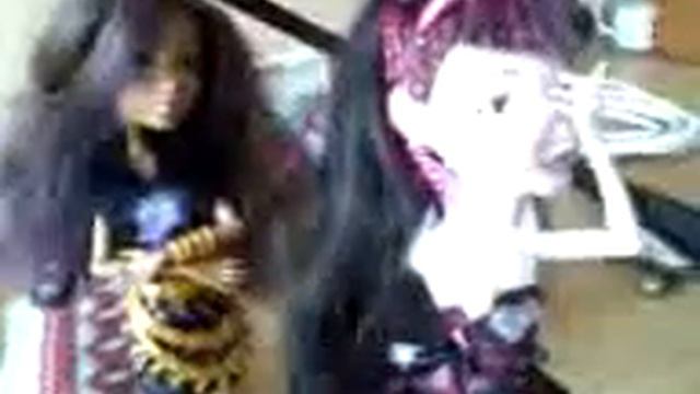 Маленькая история Monster High смотреть онлайн