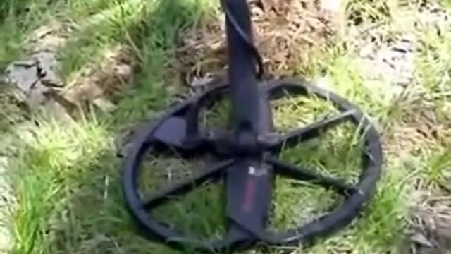 Minelab E-Trac Episode IV - 2 FULL Digs