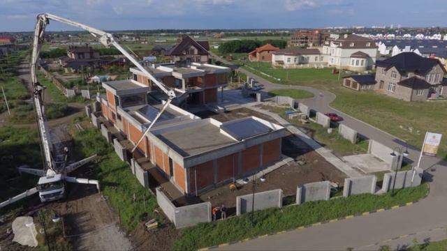 Резиденция Leader CONSTRUCTION/ заливка бетоном придомовой территории (отчетная съемка) смотреть онлайн
