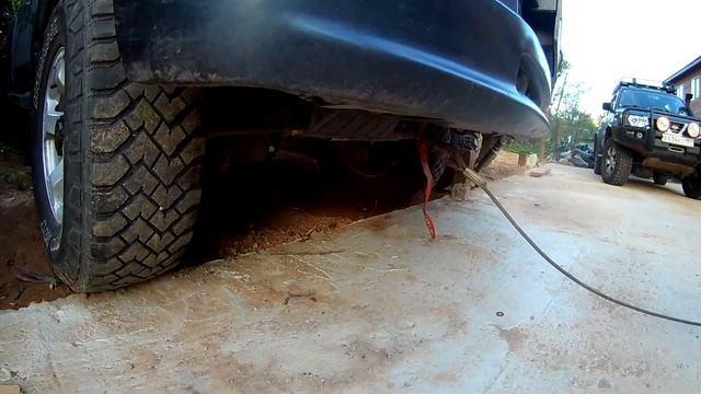 Лебедка в мастерскую, тянем авто по фенщую смотреть онлайн