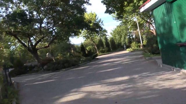 Прогулка по утреннему парку Тайган! Taigan Zoo. Crimea