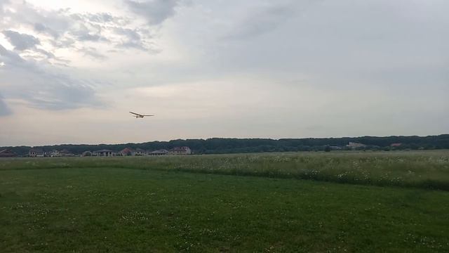 rc glider Lepreshaun v3 смотреть онлайн