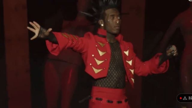 Lil Uzi Vert performs Just Wanna Rock at Rolling Loud for the first time смотреть онлайн