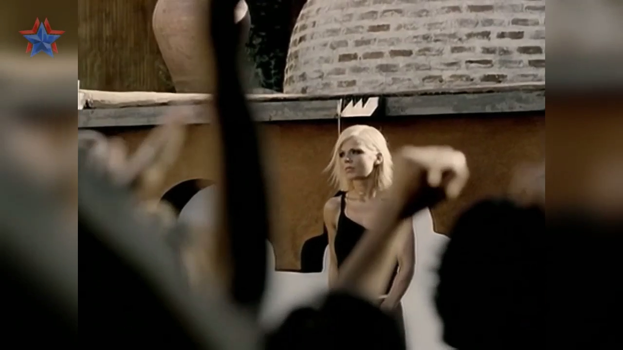 Geri Halliwell - Scream If You Wanna Go Faster смотреть онлайн