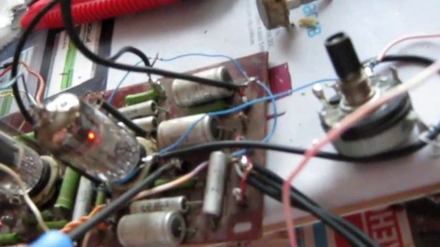 фон усилка смотреть онлайн