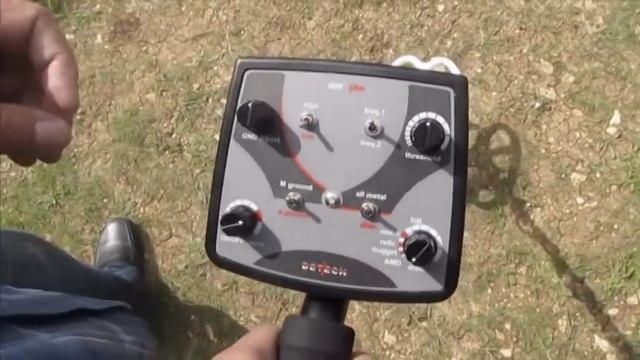 DETECH EDS Plus METAL DETECTOR Instructions - 1