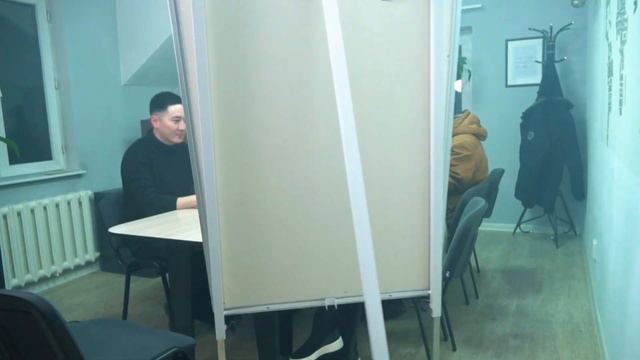 Мы все живем полноценной Жизнью! смотреть онлайн